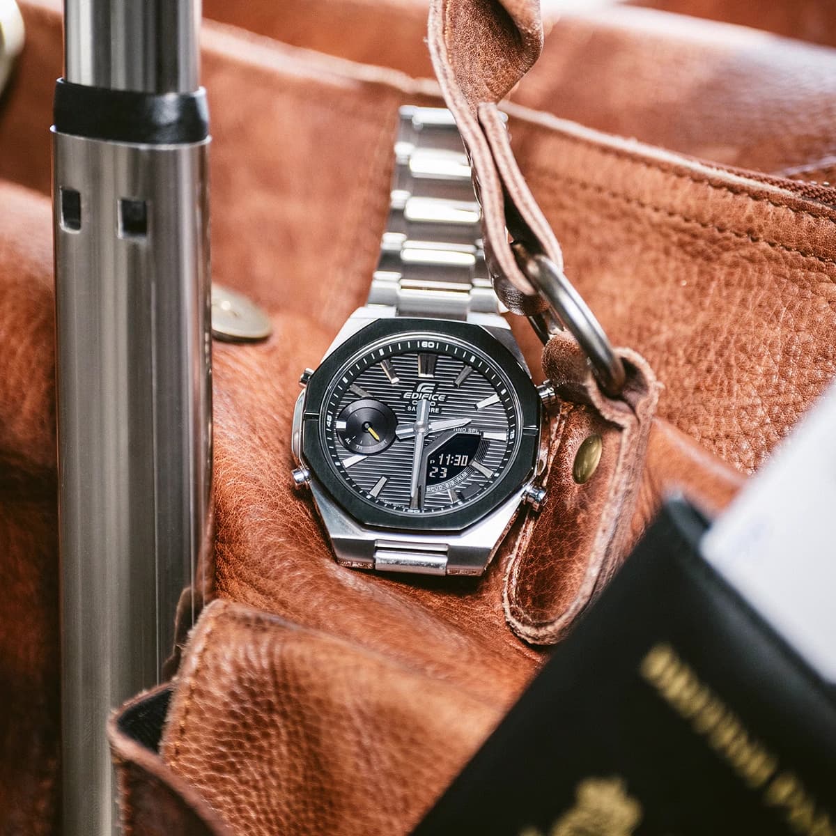 ساعت مچی مردانه کاسیو ادیفایس مدل Casio Edifice ECB-S10DB-1A — تصویر ۴
