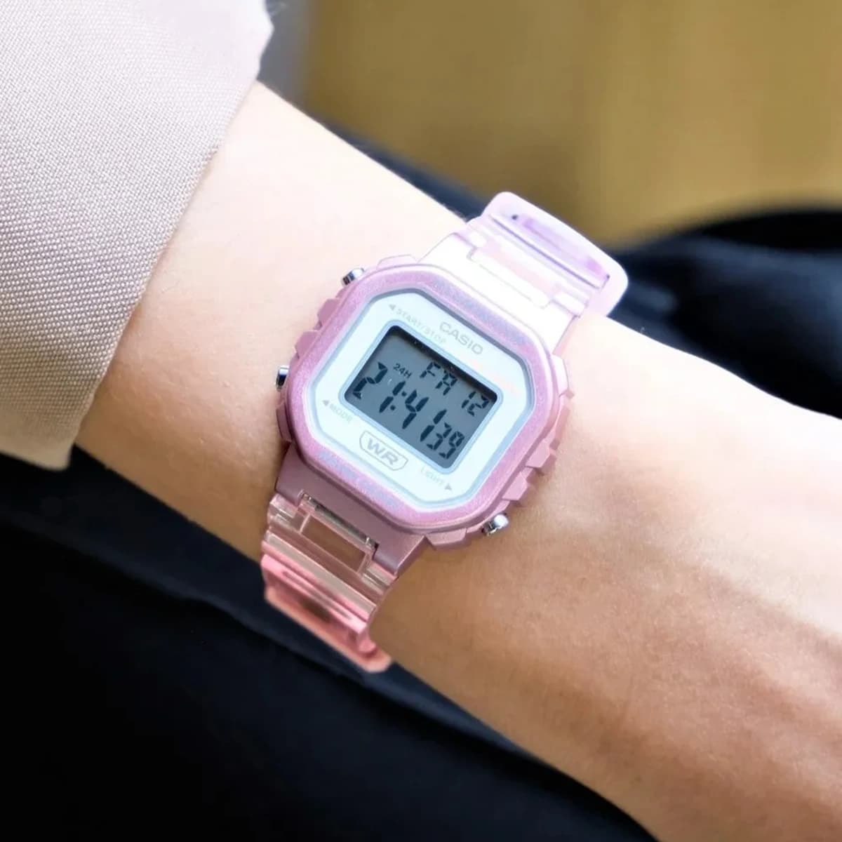 ساعت مچی زنانه کاسیو مدل Casio LA-20WHS-4A — تصویر ۴