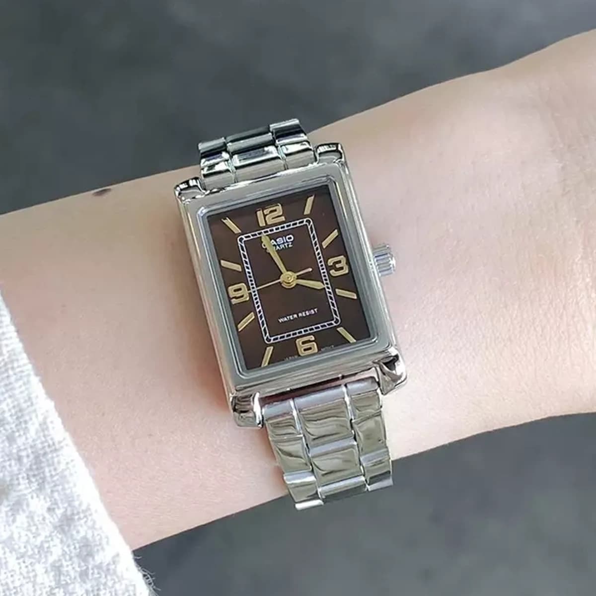 ساعت مچی زنانه کاسیو مدل Casio LTP-1234DD-5A — تصویر ۴