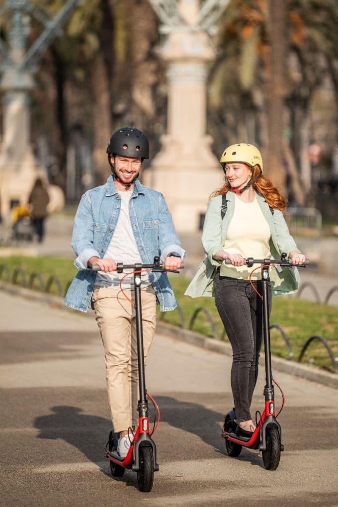 اسکوتر برقی شیائومی مدل NineBot Electric Scooter D38E — تصویر ۵