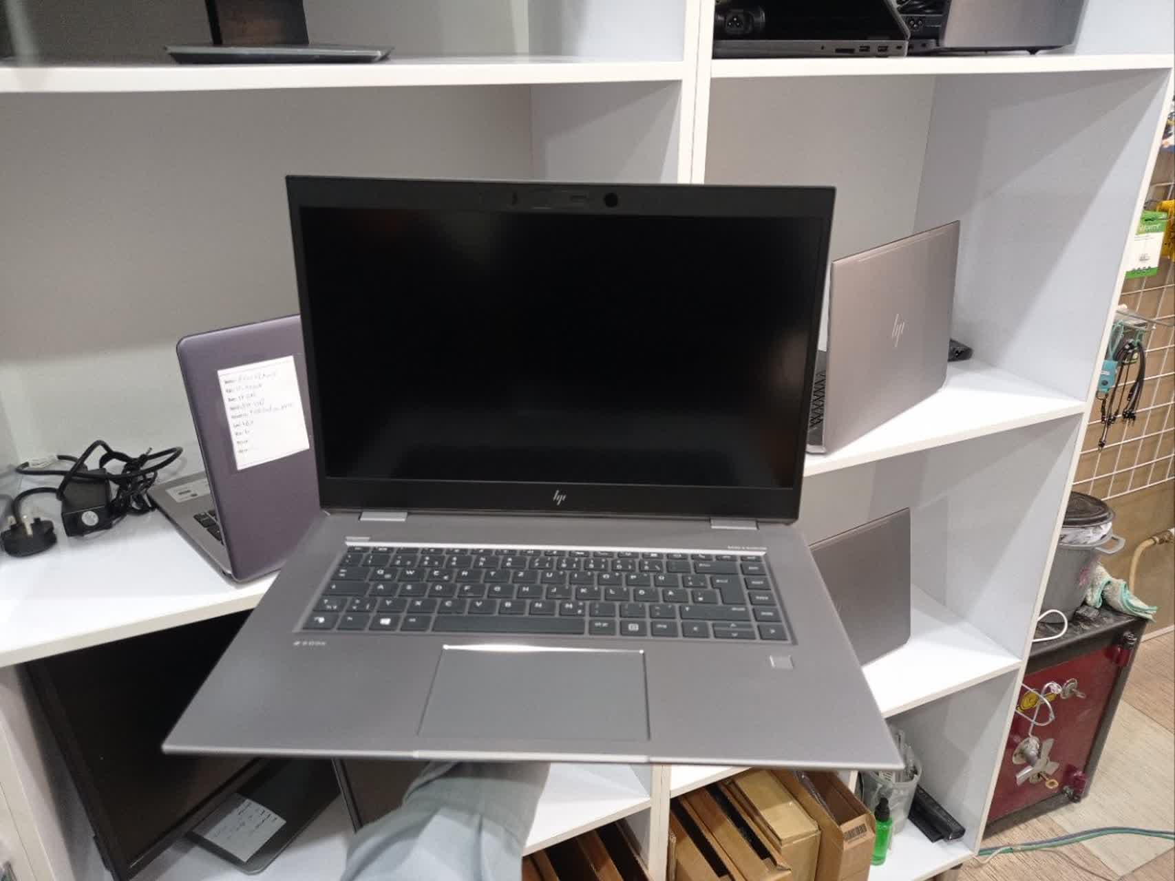 لپ تاپ اچ پی استوک HP ZBook Studio G5 i7(9750) – 32 -512 ssd – 4GBNVIDIA — تصویر ۲