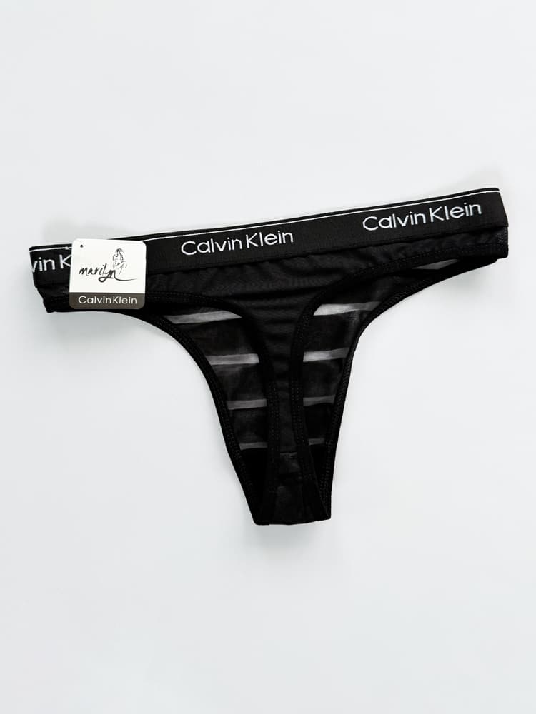 شورت بکلس زنانه گیپور طرح خط گلدار کمر نوشته Calvin klein — تصویر ۲