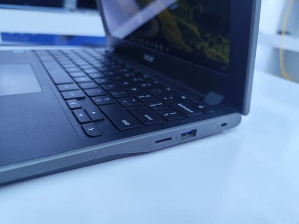 کروم بوک 13 اینچی ایسر مدل Chromebook 11 C771 I3-6100 4GB 32SSD — تصویر ۵