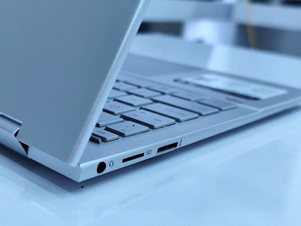 لپ تاپ 14 اینچی اچ پی مدل Envy 13-bf0013dx I7-1250 8GB 256SSD Touch — تصویر ۵
