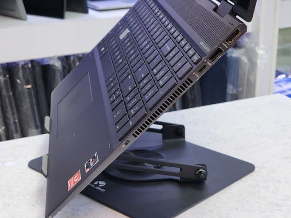 لپ تاپ 15.6 اینچی اچ پی مدل Envy 15m Ryzen 5-3500u 8GB 256SSD VGA Vega8 2GB — تصویر ۶