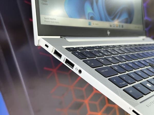 لپ تاپ 14 اینچی اچ پی مدل EliteBook 845 G7 Ryzen5 Pro 4650 8GB 256SSd — تصویر ۵