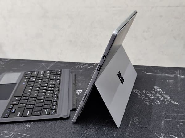 سرفیس 12.3 اینچی مایکروسافت مدل Suface Pro 4 m3-7y30 4GB 128SSD — تصویر ۴