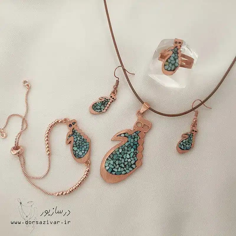 سرویس مس و فیروزه هیچ — تصویر ۲