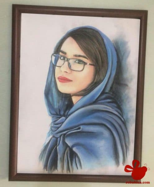 نقاشی رنگی از چهره