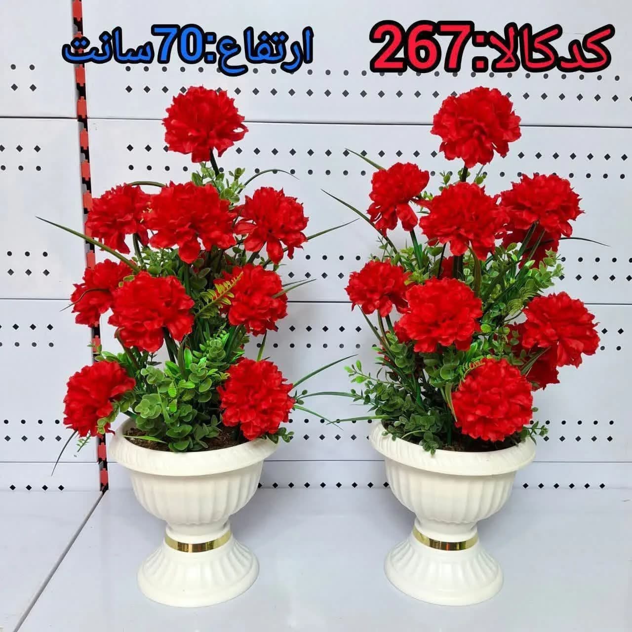 گلدان پایه دار 12 گل میخک وحشی قرمز