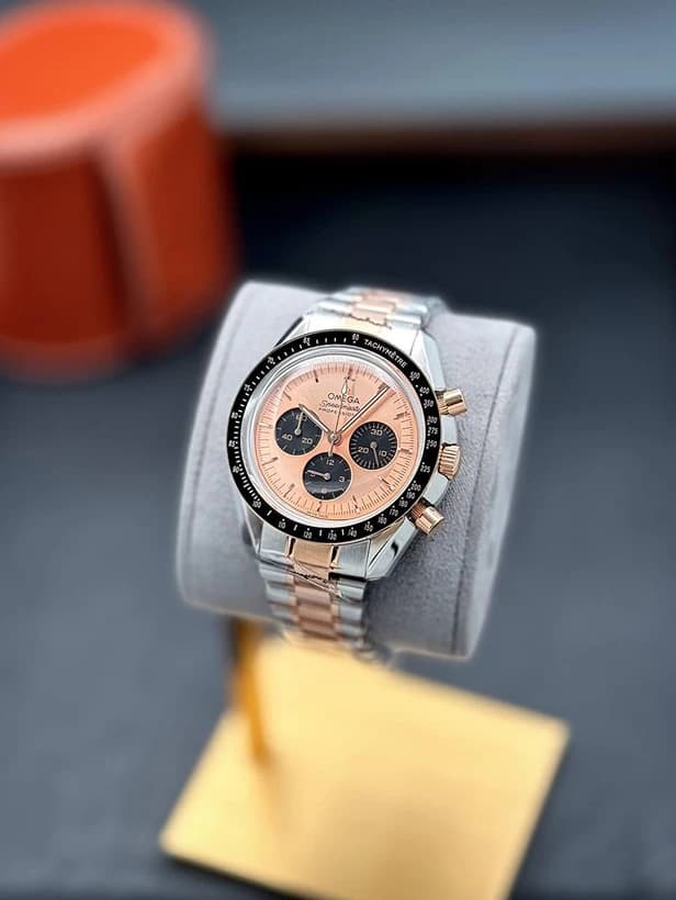ساعت مچی امگا اسپیدمستر | Omega Speedmaster | نقره‌ای-رزگلد صفحه رز-مشکی کوارتز