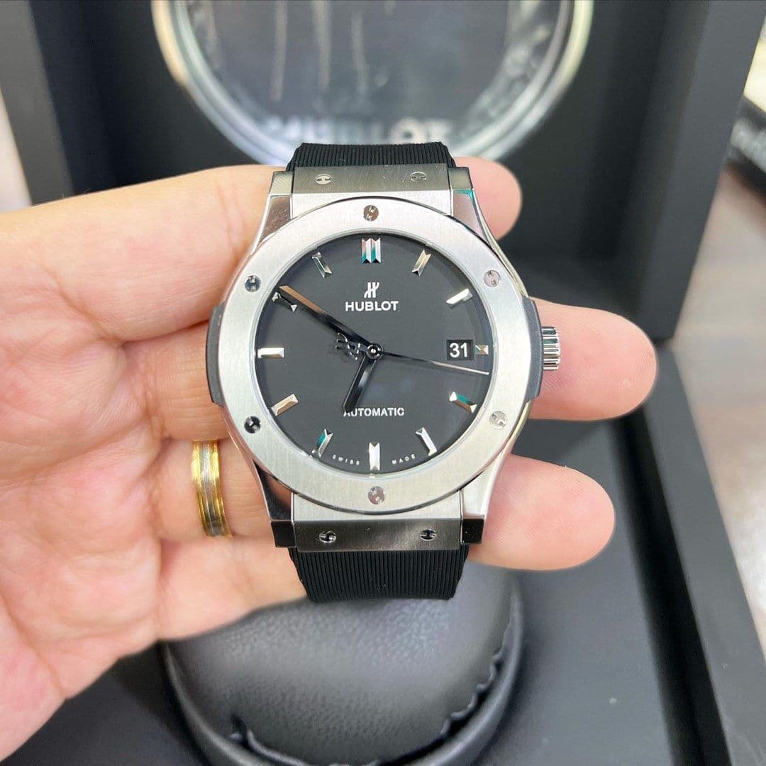 ساعت مچی هابلوت کلاسیک فیوژن | Hublot Classic Fusion | نقره ای-مشکی صفحه مشکی مستر کوالیتی — تصویر ۲