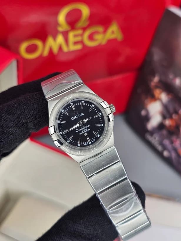 ساعت مچی امگا کانسلیشن | Omega Constellation | نقره ای صفحه مشکی کوارتز