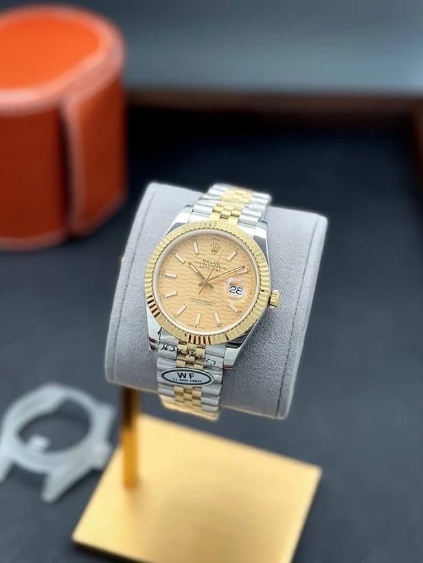 ساعت مچی رولکس دیتجاست | Rolex Datejust | نقرهای-طلایی صفحه طلایی کوارتز — تصویر ۲