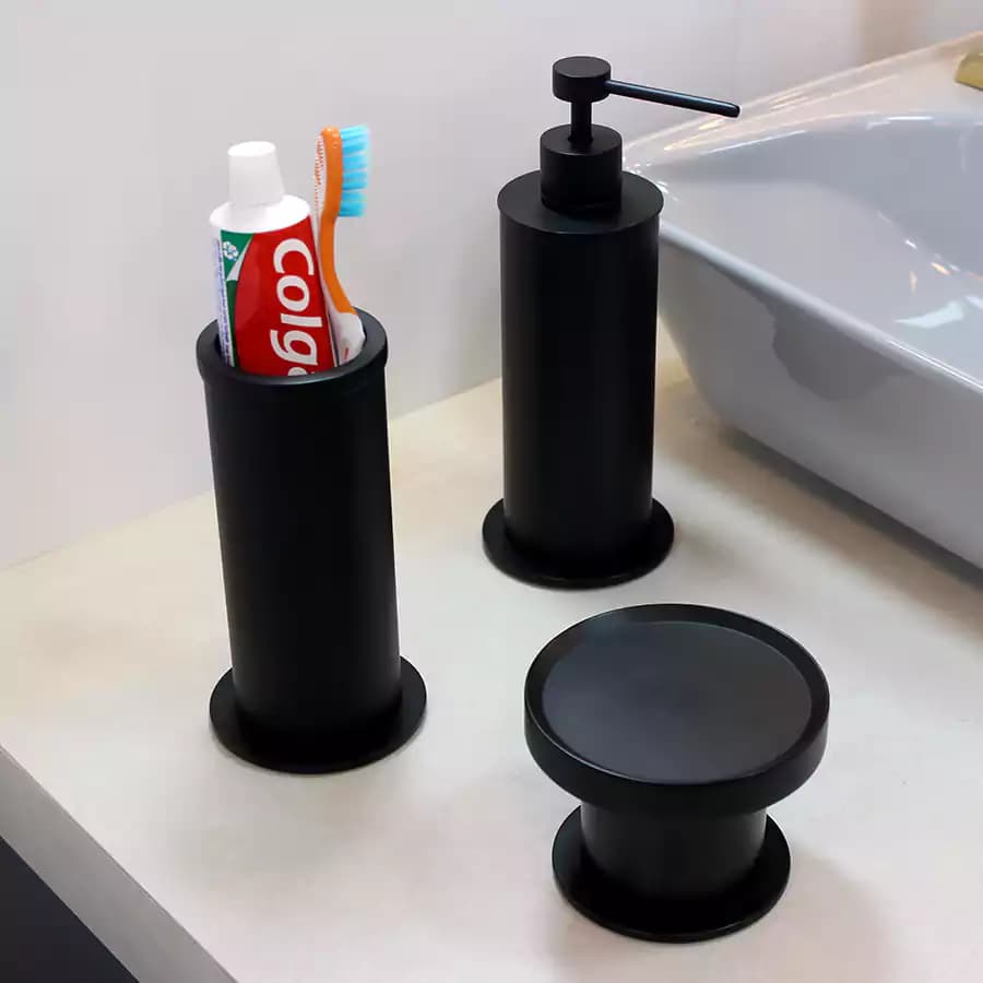 ست 3 پارچه سرویس بهداشتی برنجی مشکی مات