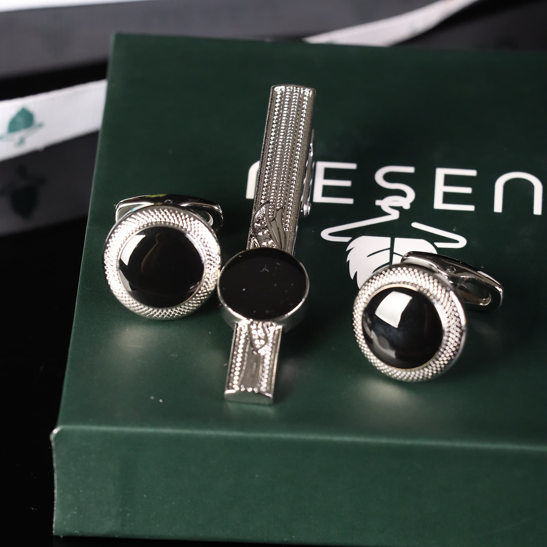 ست دکمه سردست و گیره کراوات NESEN کد S34