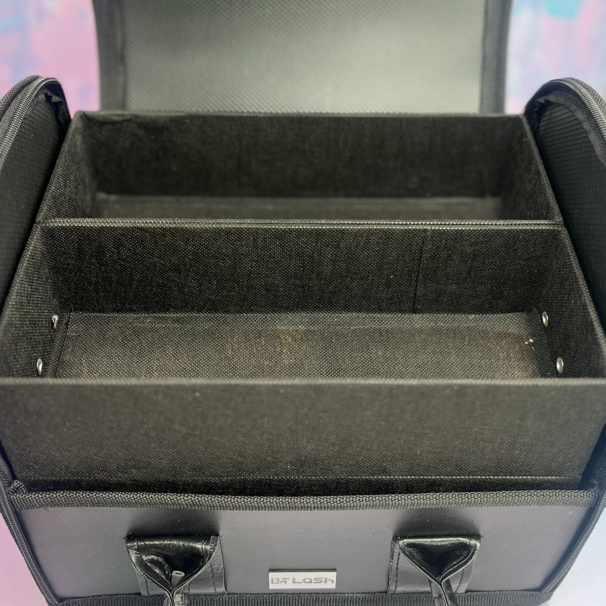 کیف چرم کوچک مژه — تصویر ۲