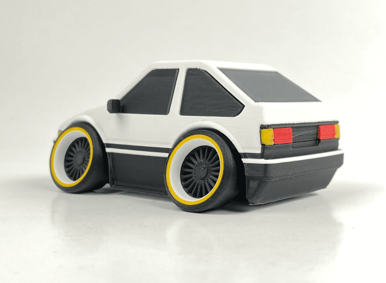 ماشین کارتونی مدل تویوتا AE86 — تصویر ۲
