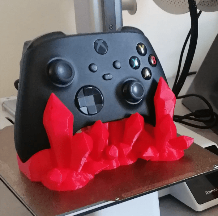 پایه نگهدارنده دسته بازی PS5,PS4,Xbox طرح کریستالی کد 04 — تصویر ۲