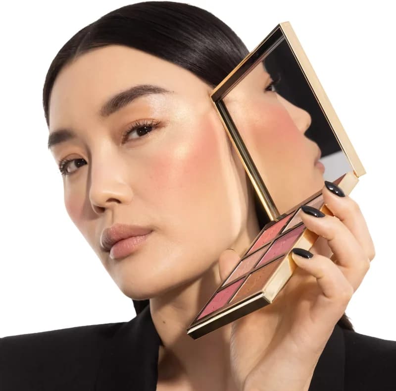 پالت رژگونه و هایلایتر صورت YSL Golden Oasis ایوسن لورن YSL Golden Oasis Face Palette — تصویر ۳
