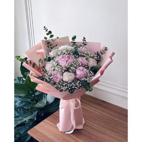 دسته گل برای متولد بهمن ماه مرد 10515