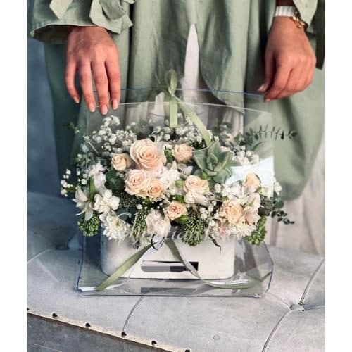 دسته گل مناسب بهترین هدیه برای دختر 9 ساله 10396