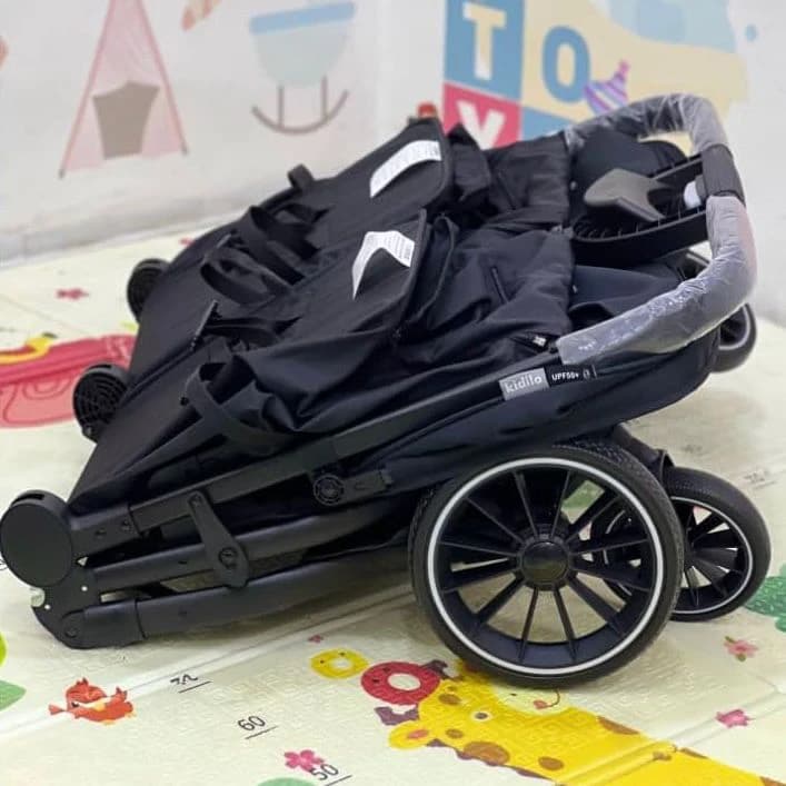 کالسکه دوقلو کیدیلو مدل Kidilo LB100 کنار هم — تصویر ۲