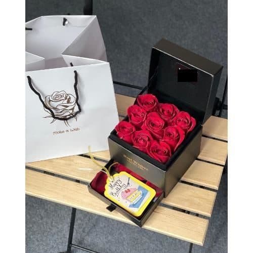 گل فروشی اطراف سالن زیبایی لیو محله جماران تهران t7164