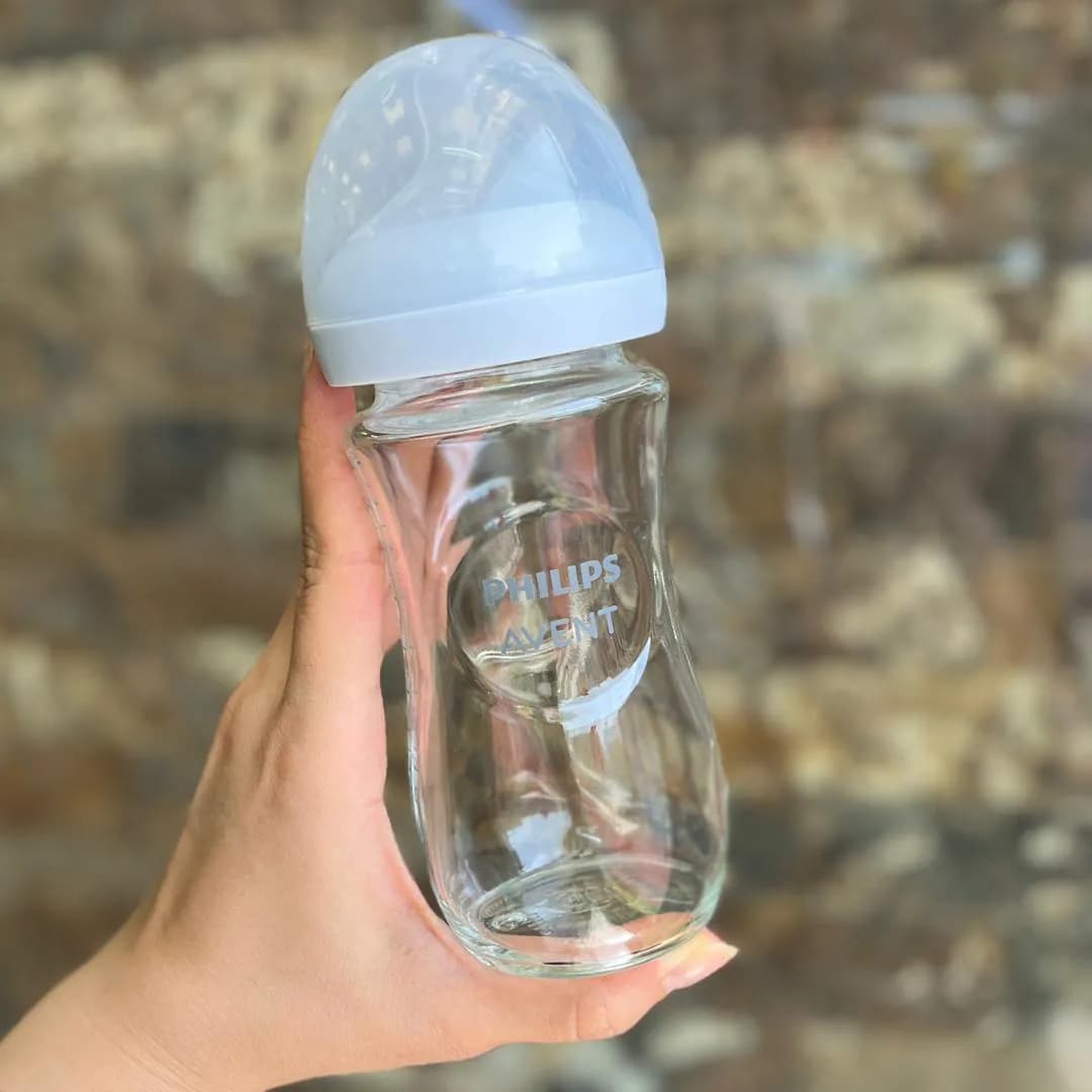 شیشه شیر ۲۴۰ میل پیرکس اونت مدل نچرال ریسپانس Philips Avent — تصویر ۲