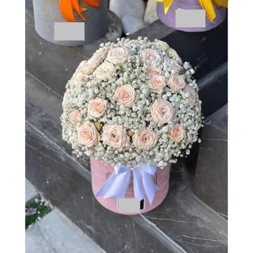 گل فروشی اطراف سالن زیبایی چهره محله کوهسار تهران t7058