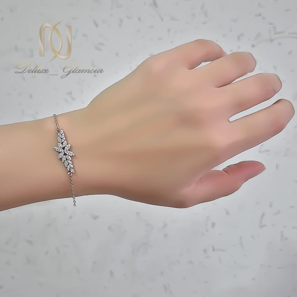 دستبند نقره زنانه مدل گل — تصویر ۳
