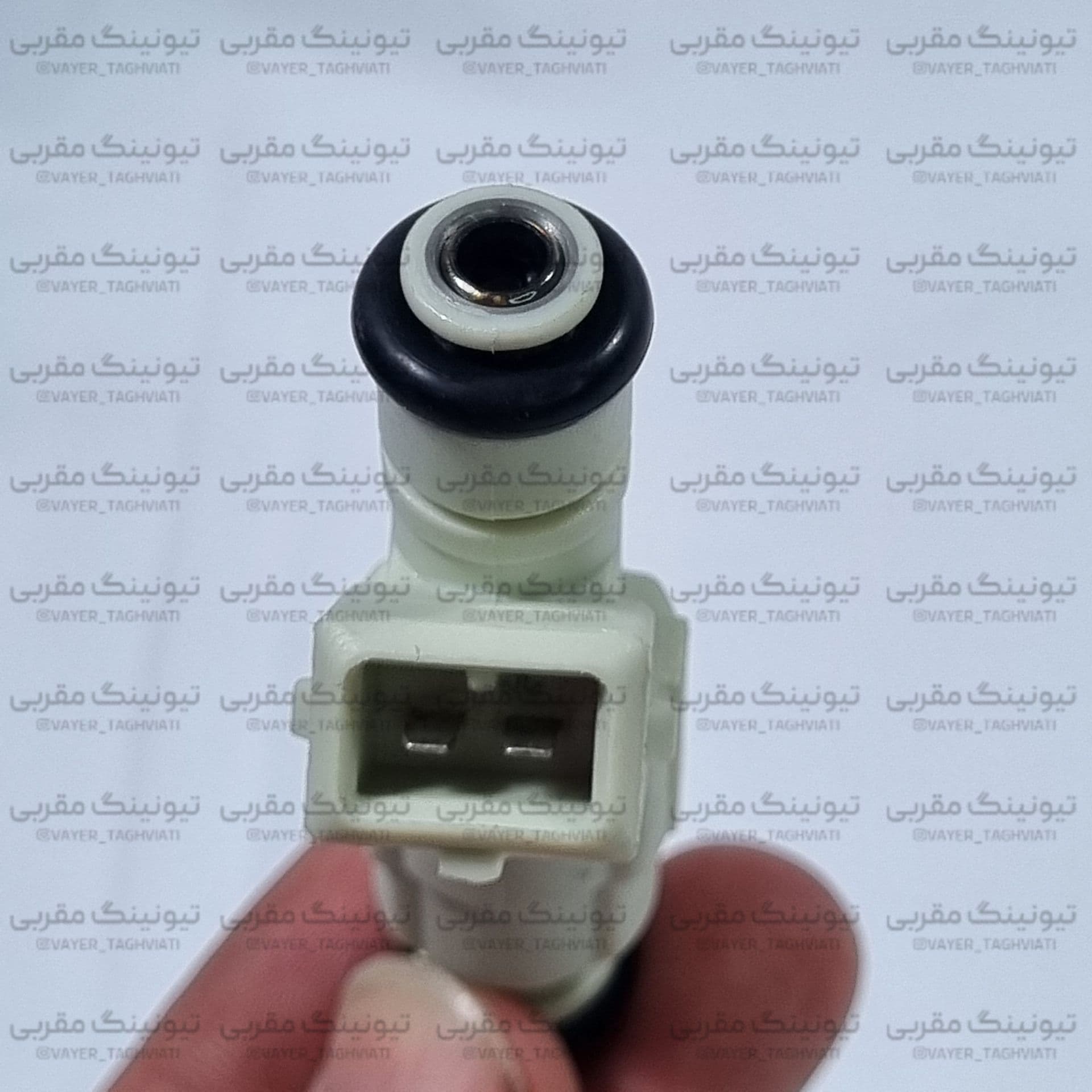 سوزن انژکتور خاکستری برند شرکتی — تصویر ۲