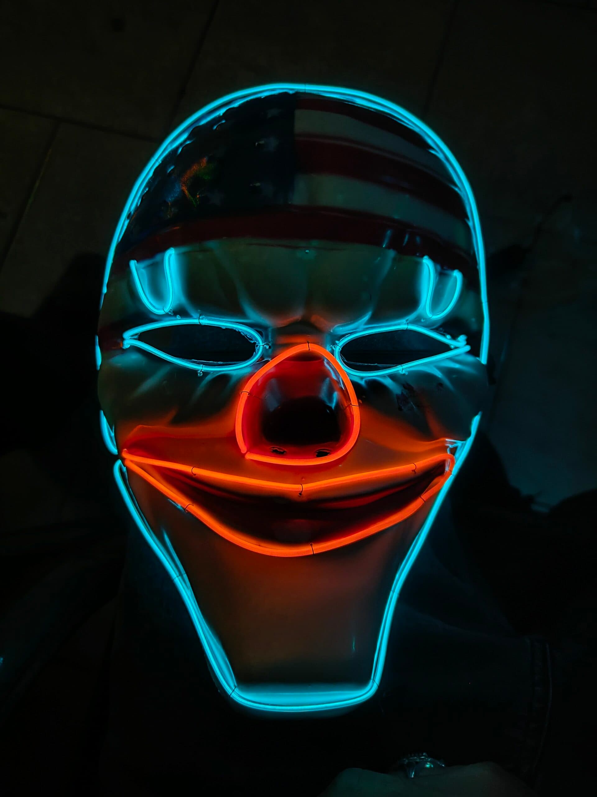 ماسک نئون PAYDAY 1 — تصویر ۲