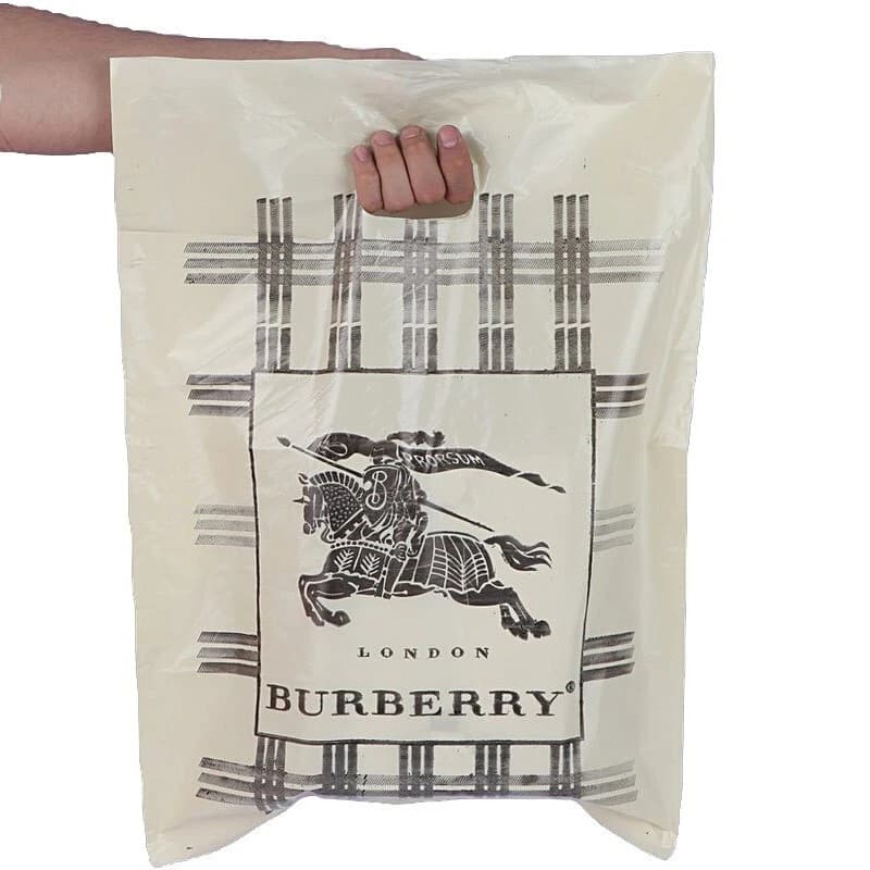 نایلون دسته دار طرح Burberry سایز 55*40 سانتی متر بسته 1 کیلویی — تصویر ۳