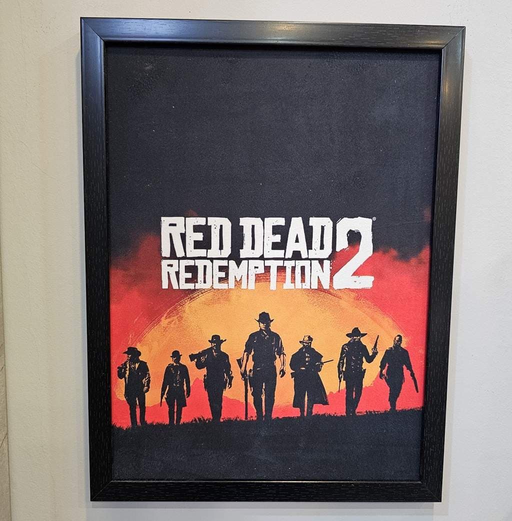 قاب عکس گیمینگ طرح red dead 2 مخملی