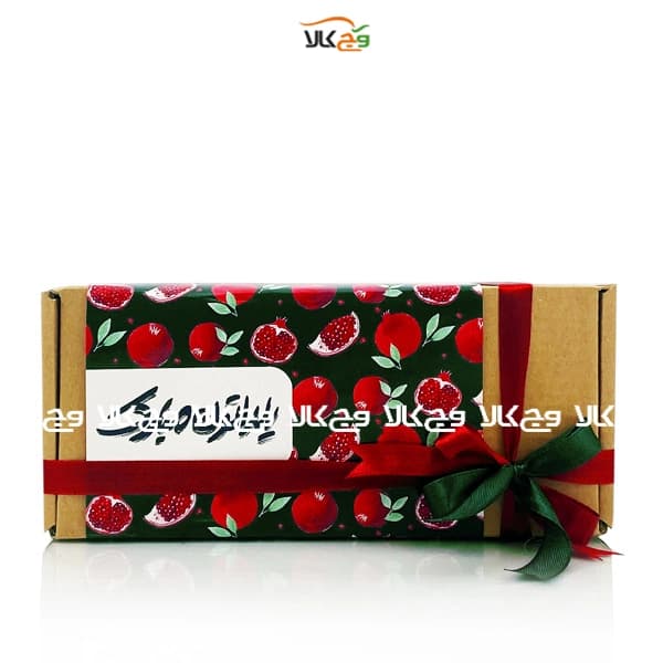 پک هدیه یلدا شیشه‌ای لوکس حاوی شکلات و حافظ و شیرینی نخودچی — تصویر ۲