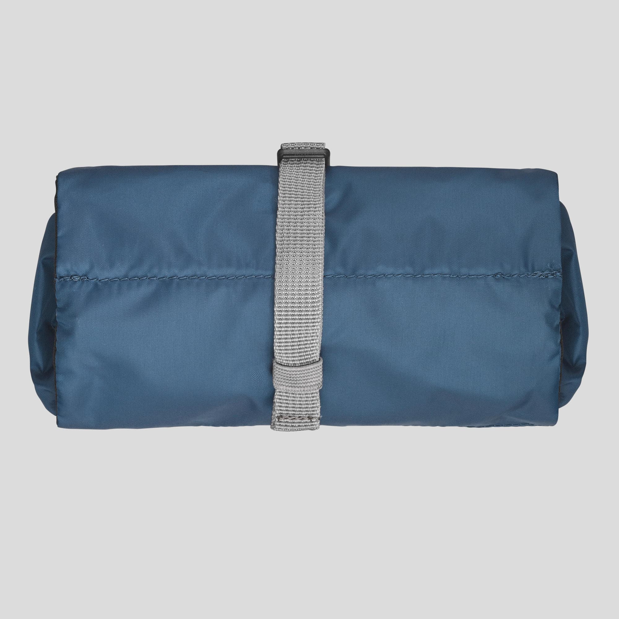 کیف لوازم شخصی فورکلاز بسیار سبک Decathlon Forclaz Foldable Maintenance Bag – ULTRALIGHT — تصویر ۳