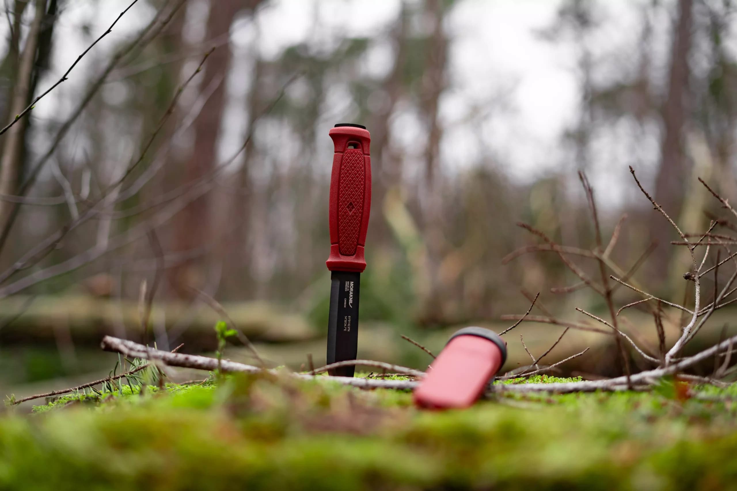 کارد موراکنیو گاربرگ کربن دالا رد ادیشن Morakniv Garberg BlackBlade™ Dala Red™ Edition (C) — تصویر ۲