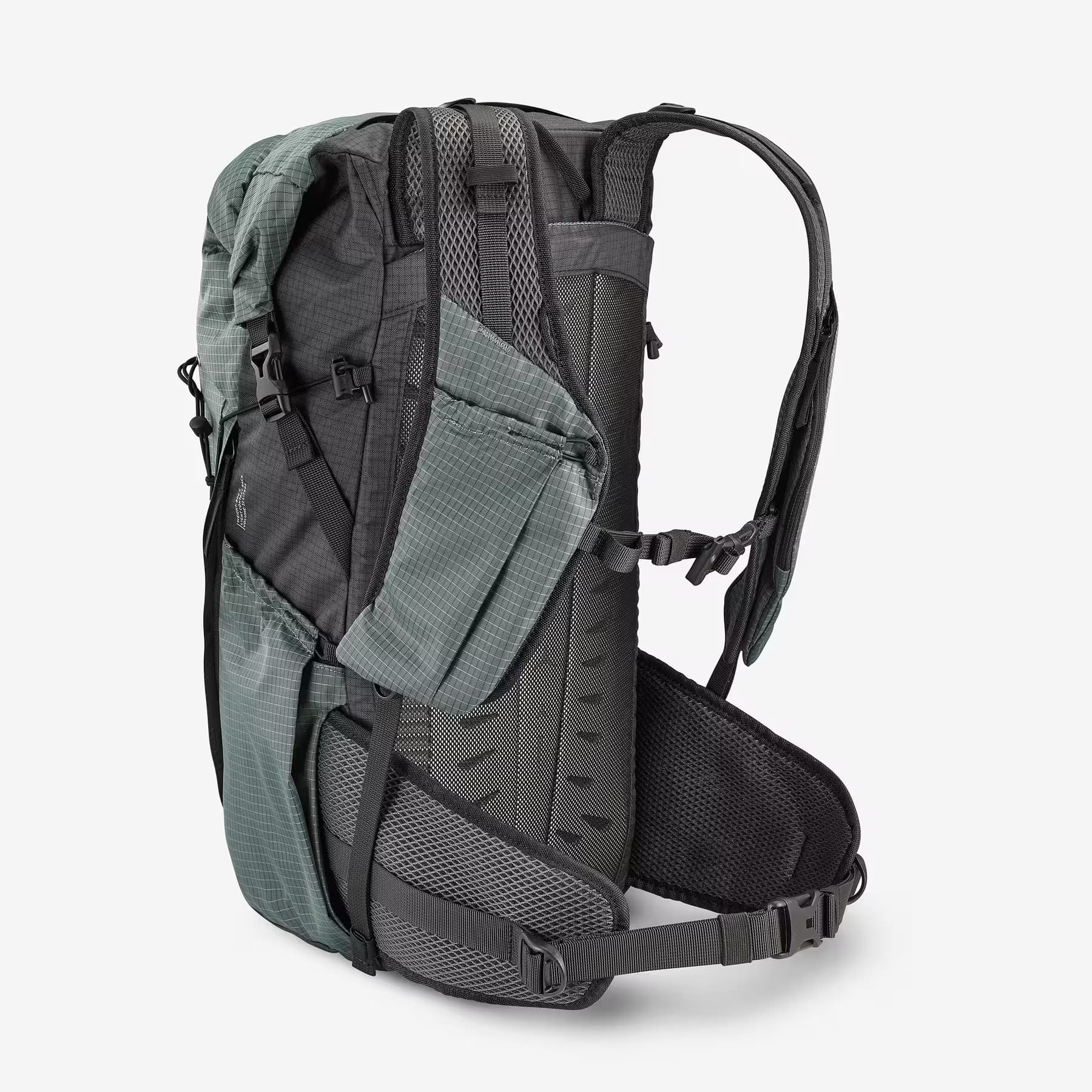 کوله پشتی کچوا کوهنوردی 22 لیتری Quechua Outdoor Backpack – 22 L – Green – MH500 Light — تصویر ۳