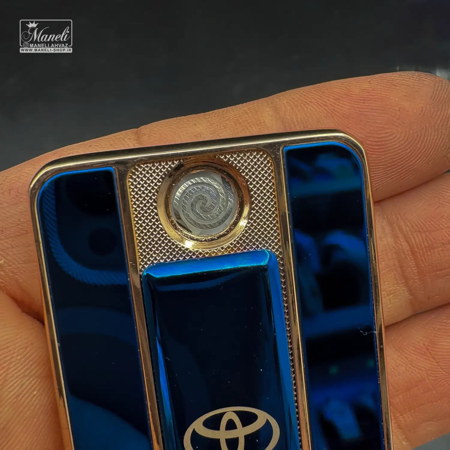 فندک المنتی آبی با لوگو Toyota — تصویر ۲