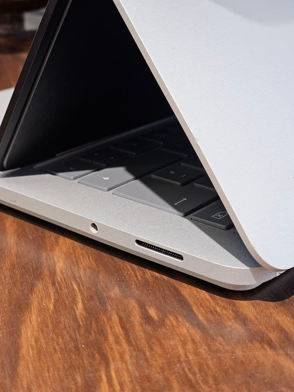 لپ تاپ سرفیس Microsoft Surface Laptop Studio | Core i7-11370H | RAM 32GB | SSD 1TB | RTX 3050 Ti 4GB | صفحه لمسی 14.4 اینچ — تصویر ۸