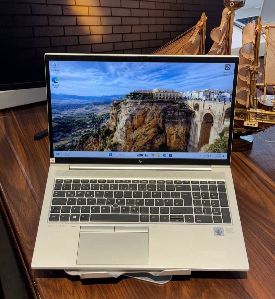 لپ تاپ استوک HP EliteBook 850 G7 | Core i5-10310U | رم 8GB | SSD 256GB | 15.6 اینچ FHD IPS | گرید A++