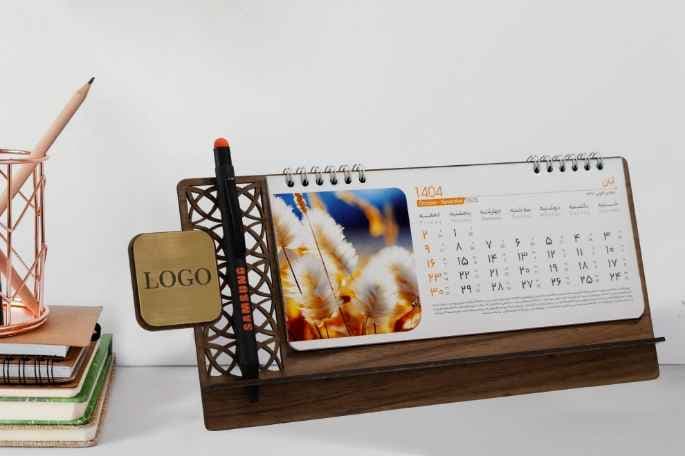 تقویم رومیزی چوبی n-gift100