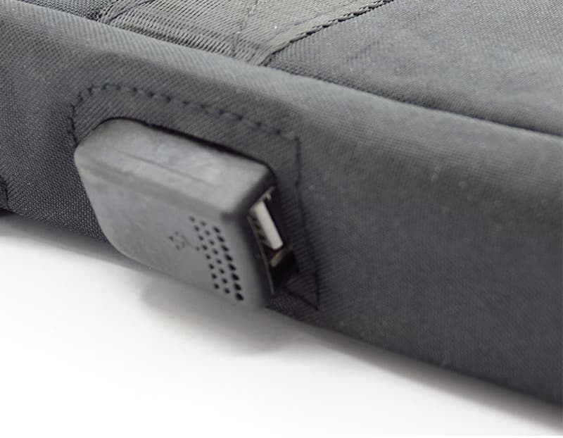 کیف لپ تاپ 15.6 پرودو مدل Porodo Lifestyle Nylon Fabric Laptop Bag 15.6 — تصویر ۳