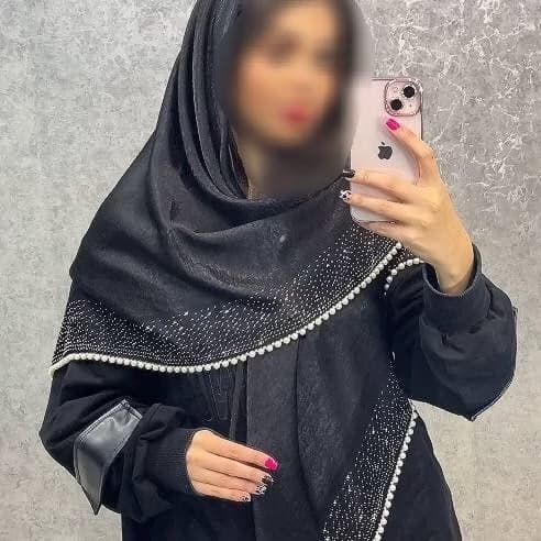 روسری کوپرا مشکی مجلسی نگین و مروارید دار — تصویر ۲