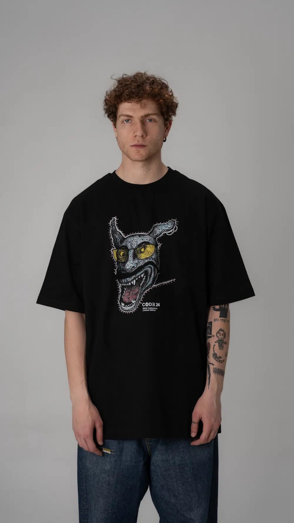 تی شرت مردانه مشکی برند CODE24 طرح Wise dog T-shirt سایز XL