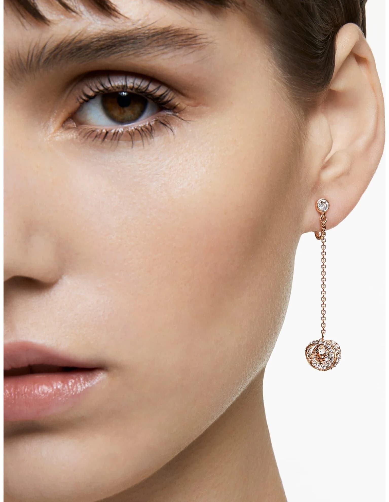 گوشواره رز گلد سواروسکی اورجینال Swarovski Generation Klipsli Küpeler 5636508 — تصویر ۲