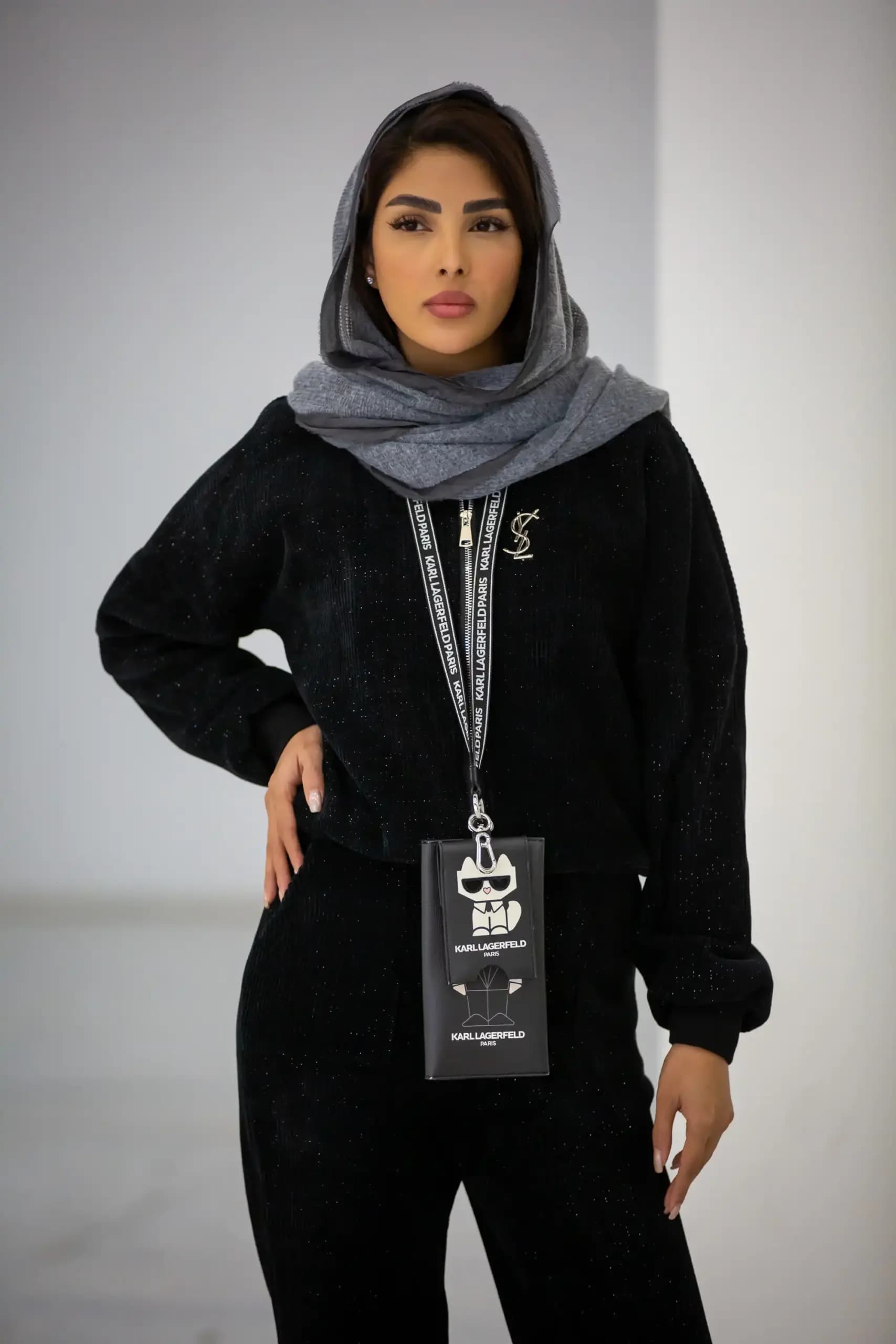 بامبر زنانه طرح YSL — تصویر ۴