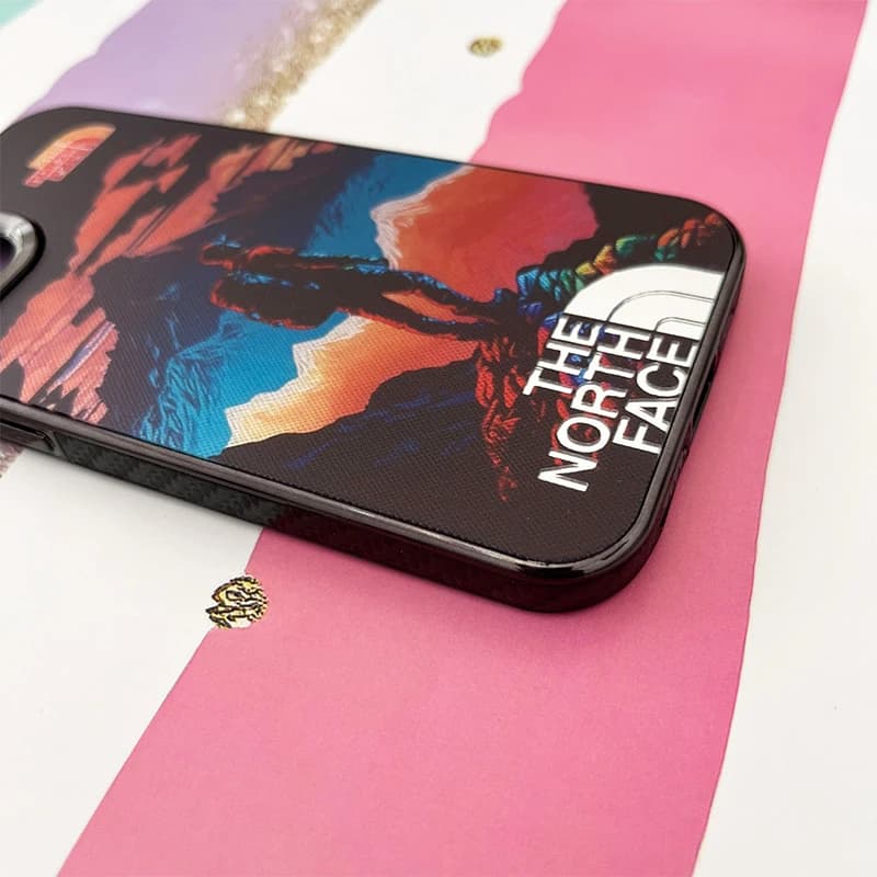 قاب گوشی iPhone 13 / 14 آیفون طرح Pixelate The North Face کد 935 — تصویر ۲