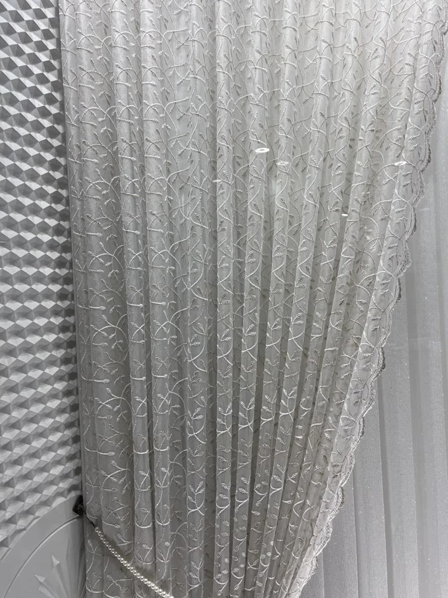 پرده پذیرایی تور ساده لمه دار سوزنی + تور لب حاشیه مدرن — تصویر ۳